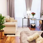 Apartment Cybulskiego 11 - - Rooms, 24h Self Check-in *
