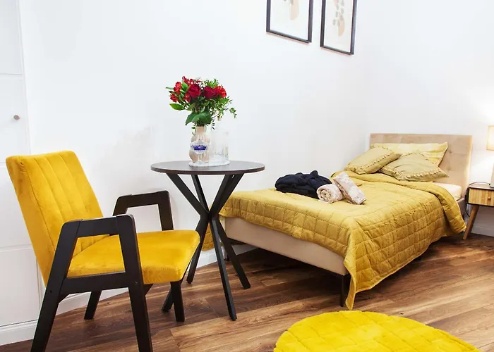 Cybulskiego 11 - - Rooms, 24h Self Check-in *