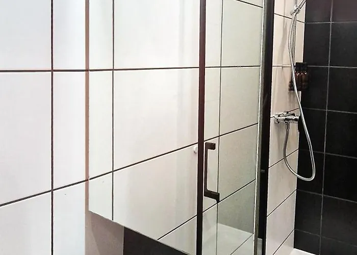 Cybulskiego 11 - - Rooms, 24h Self Check-in Lejlighed