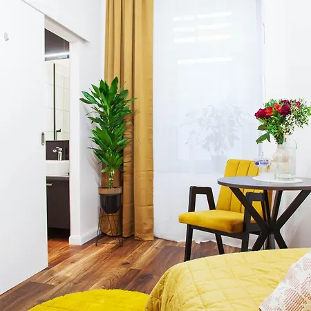 Apartmán Cybulskiego 11 - - Rooms, 24h Self Check-in *