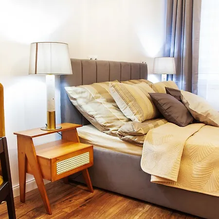 Cybulskiego 11 - - Rooms, 24h Self Check-in Apartmán